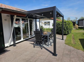 5-person home in Sint Maartenszee